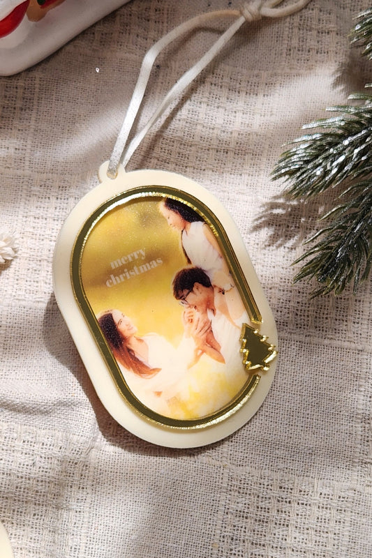 Personalised christmas bauble christmas tree